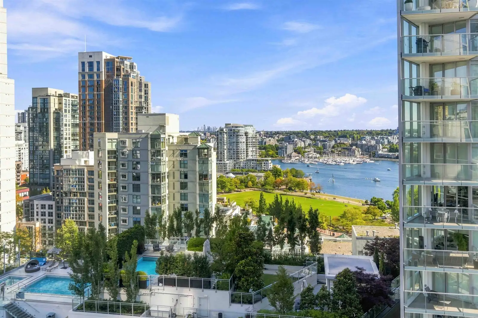 1710 501 PACIFIC STREET, Vancouver BC V6Z 2X6