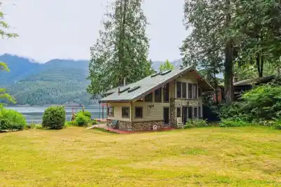 12 & 13 COLDWELL BEACH, North Vancouver BC V0V 0V0