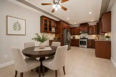 7202 ROSS STREET, Vancouver BC V5X 4B6