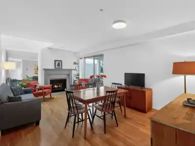 2175 W 3RD AVENUE, Vancouver BC V6K 1L2