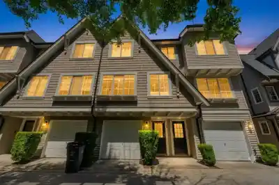43 12778 66 AVENUE, Surrey BC V3K 1K9