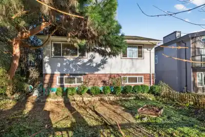 557 E 21ST AVENUE, Vancouver BC V5V 1R5