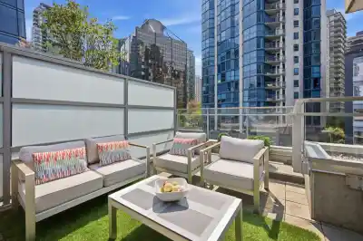 504 1477 W PENDER STREET, Vancouver BC V6G 2S3