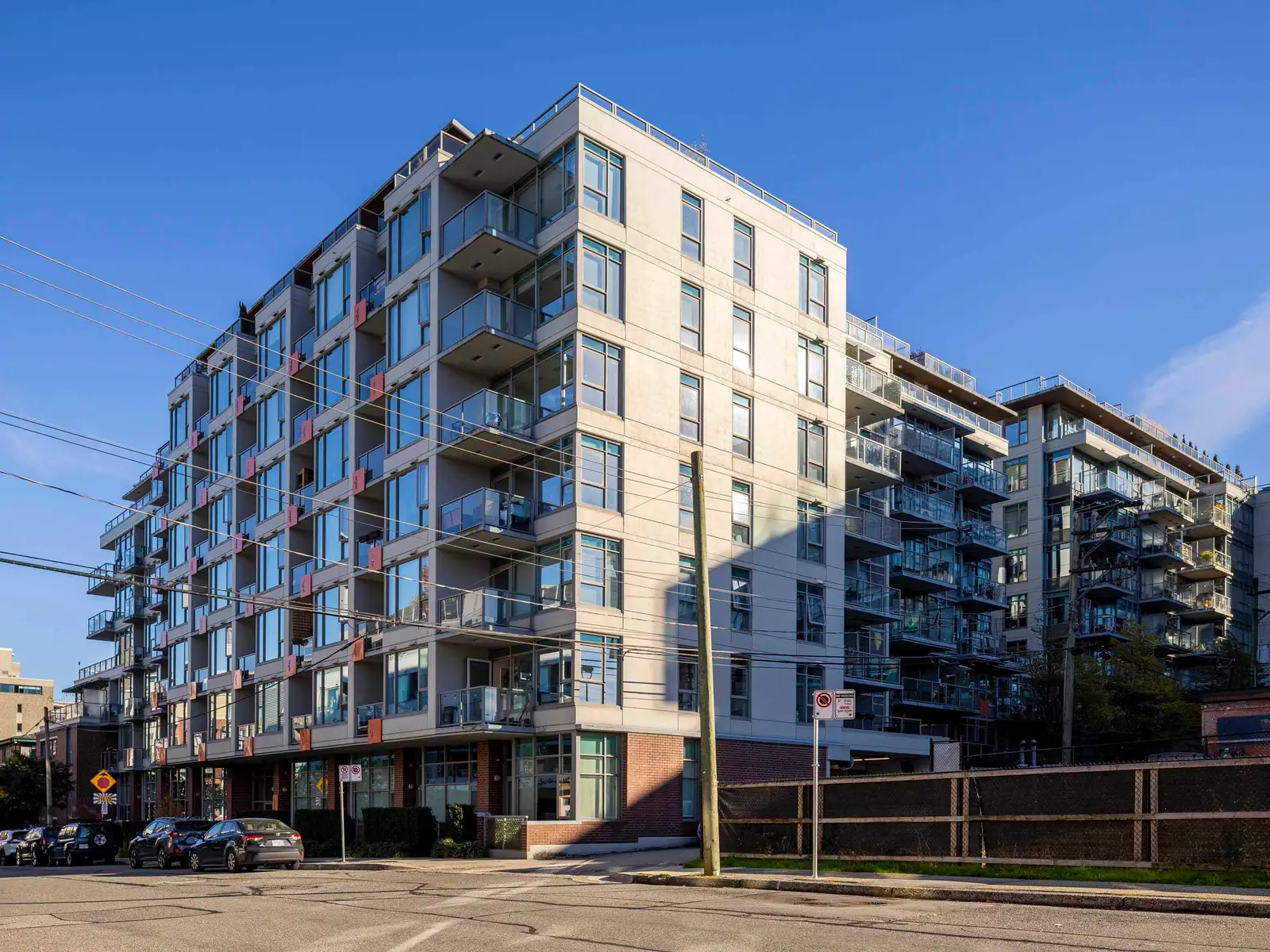 352 250 E 6TH AVENUE, Vancouver BC V5T 0B7