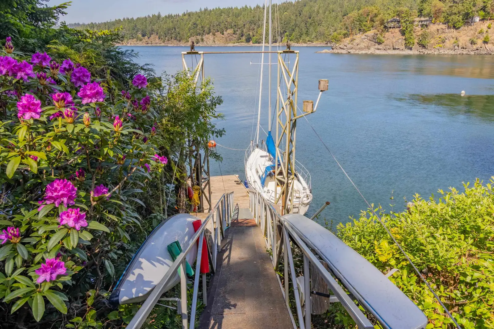 1602 CHART DRIVE, Pender Island BC V0N 2M2