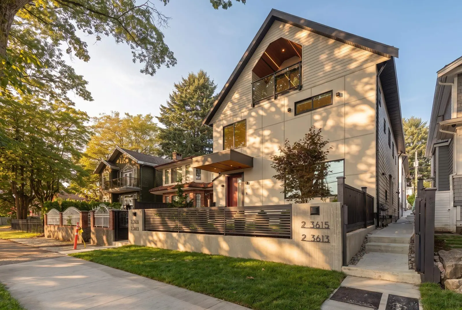 2 3615 TURNER STREET, Vancouver BC V5K 2J2