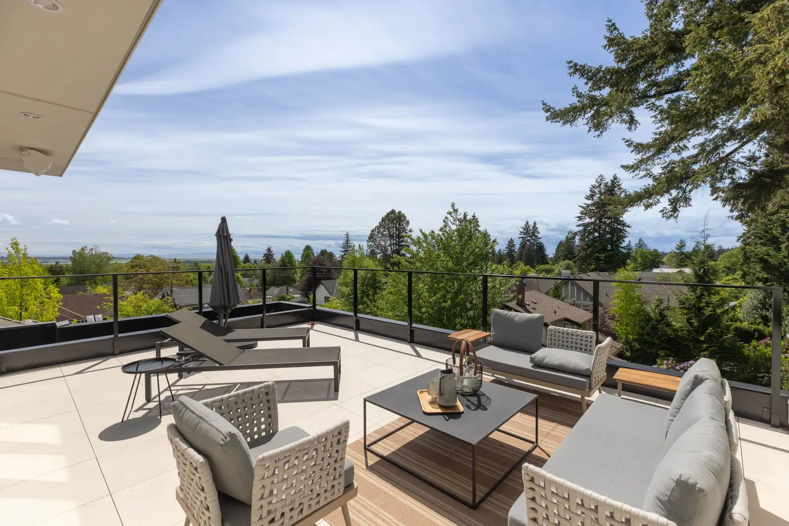 2 5061 BLENHEIM STREET, Vancouver BC V6N 1N6