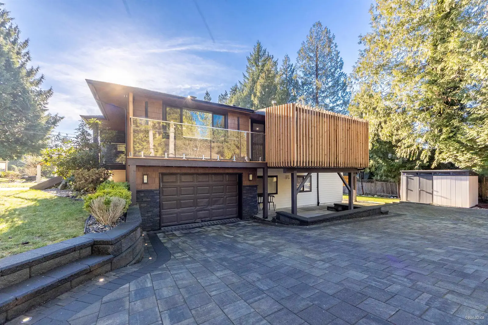 4491 PRIMROSE LANE, North Vancouver BC V7R 4H1