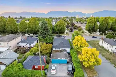 1294 E 33RD AVENUE, Vancouver BC V5V 3B6