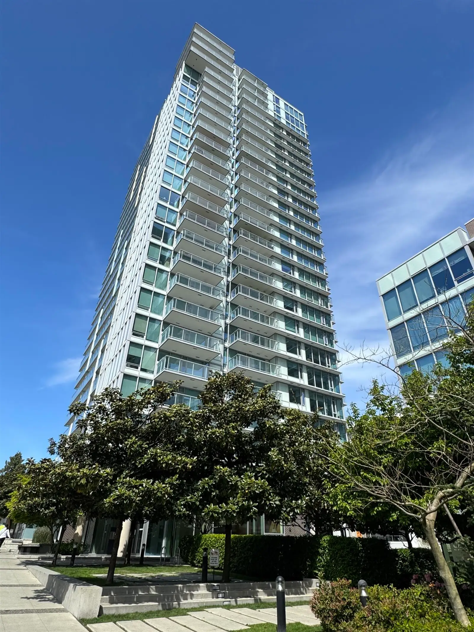 804 8031 NUNAVUT LANE, Vancouver BC V5X 0C9