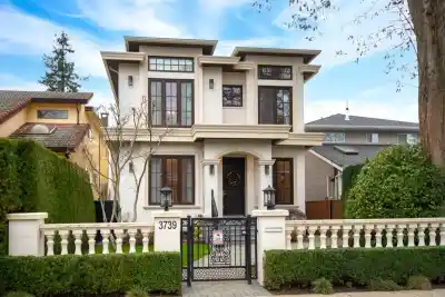 3739 W 24TH AVENUE, Vancouver BC V6S 1L7