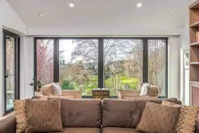 2236 YEWBROOK PLACE, Vancouver BC V6P 6K4