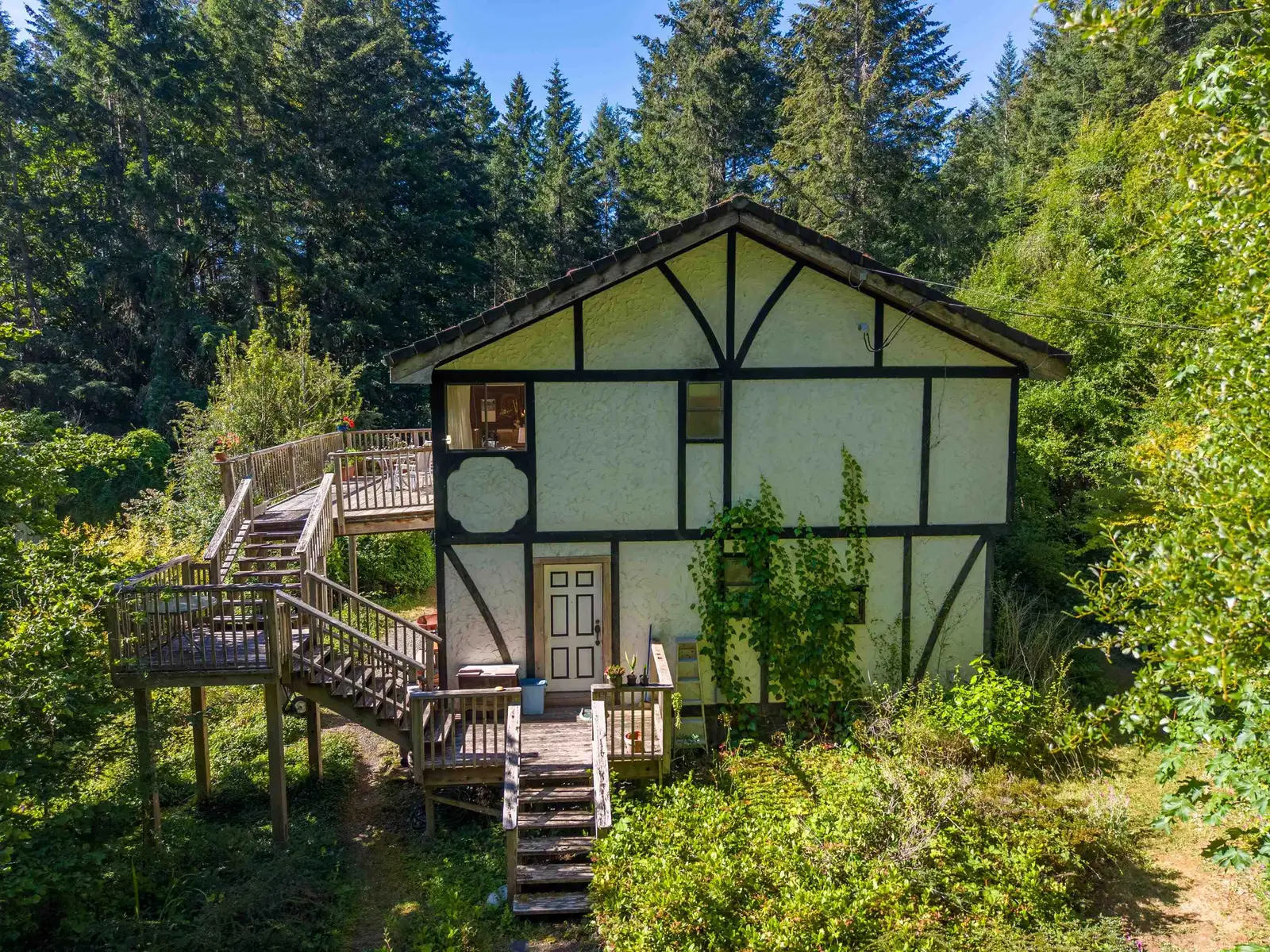 380 S WARBLER ROAD, Galiano Island BC V0N 1P0