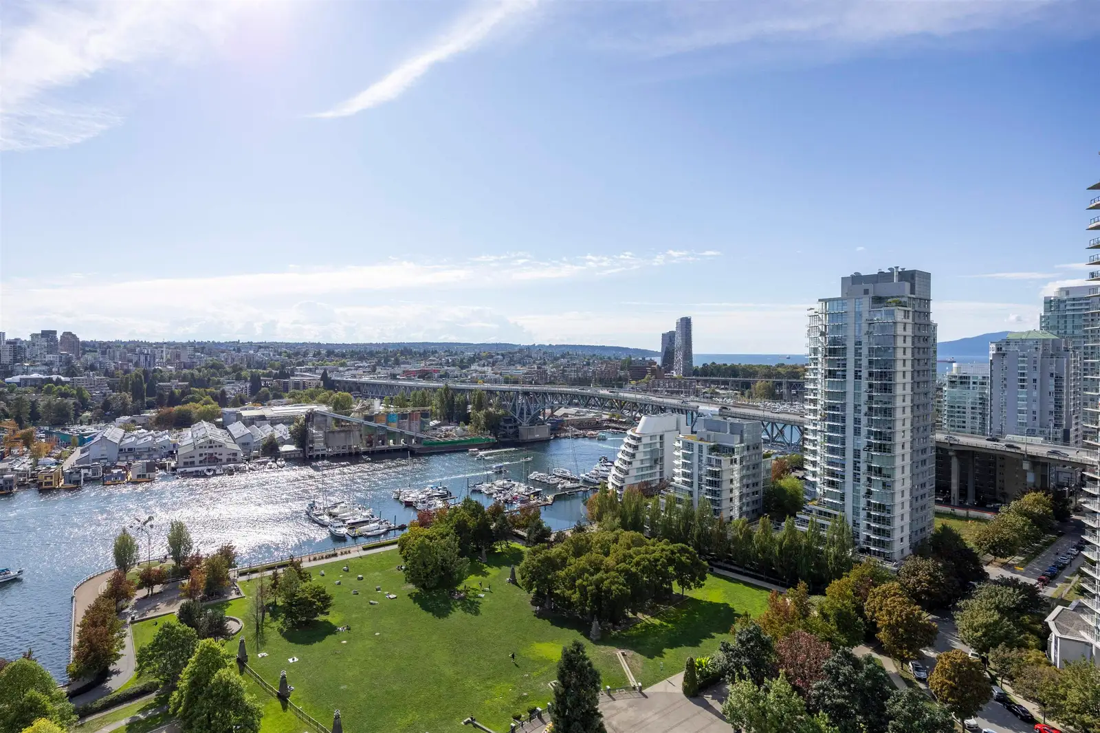 2505 455 BEACH CRESCENT, Vancouver BC V6Z 3E5