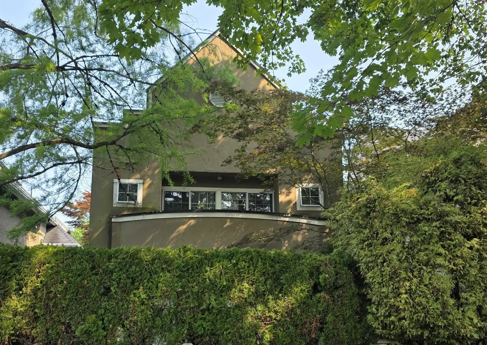 3581 W 6TH AVENUE, Vancouver BC V6R 1T5