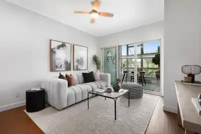 207 707 E 20TH AVENUE, Vancouver BC V5V 0B3