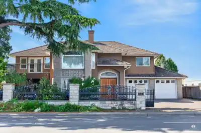 8151 GILBERT ROAD, Richmond BC V7C 3W8