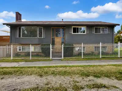 6175 QUEBEC STREET, Vancouver BC V5W 2P6