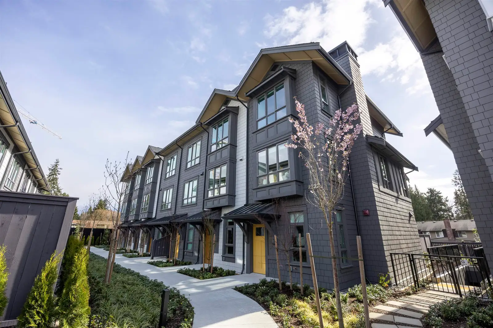 102 2322 EMERY COURT, Vancouver BC V7J 0G3
