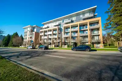 208 6933 CAMBIE STREET, Vancouver BC V6P 0J1