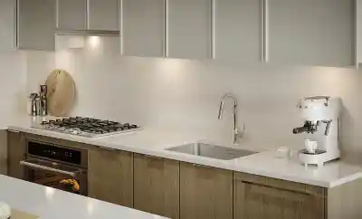 604 128 W 15TH STREET, North Vancouver BC V7M 0H6