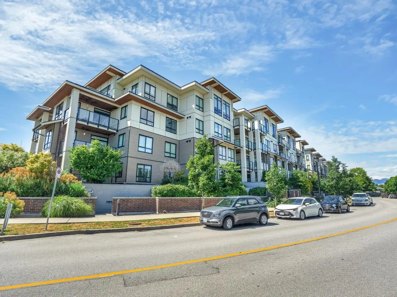 123 4033 MAY DRIVE, Richmond BC V6X 0T3