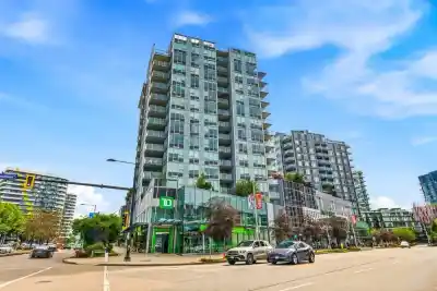 611 7488 LANSDOWNE ROAD, Richmond BC V7C 0B9