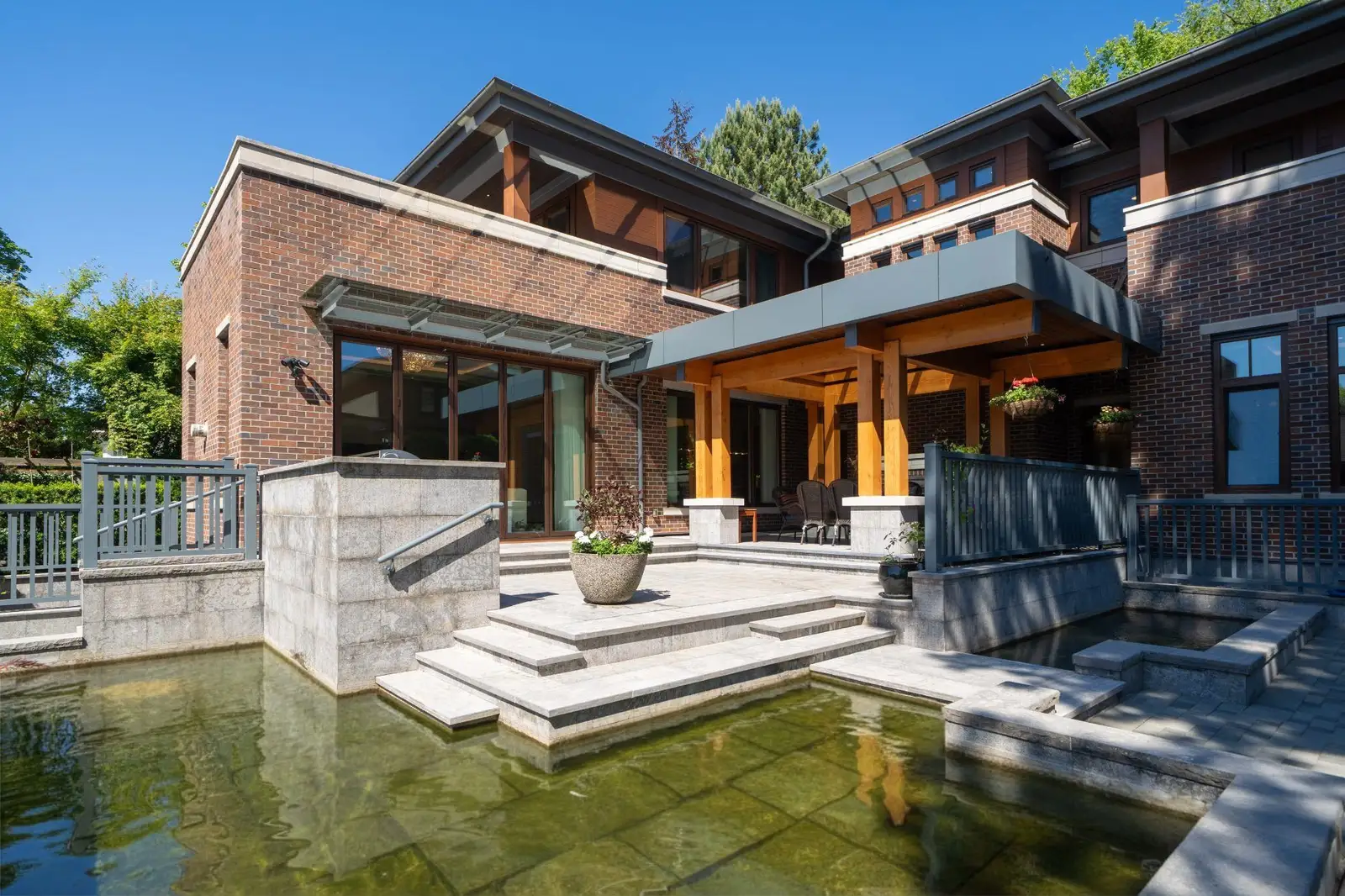5937 CHURCHILL STREET, Vancouver BC V6M 3H4