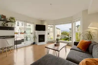 303 225 E 19TH AVENUE, Vancouver BC V5V 1J3
