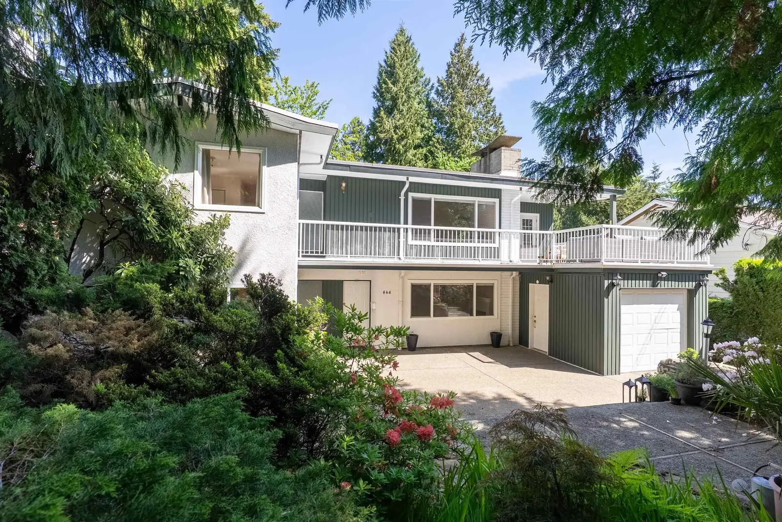 646 E WINDSOR ROAD, North Vancouver BC V7N 1K7