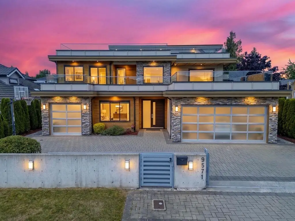9571 DIAMOND ROAD, Richmond BC V7E 1P5