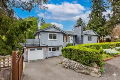 2999 LARSON ROAD, North Vancouver BC V7N 3W6