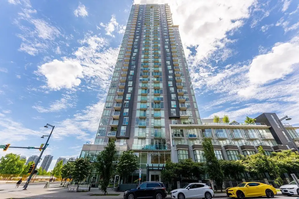 605 13438 CENTRAL AVENUE, Surrey BC V3T 0N2