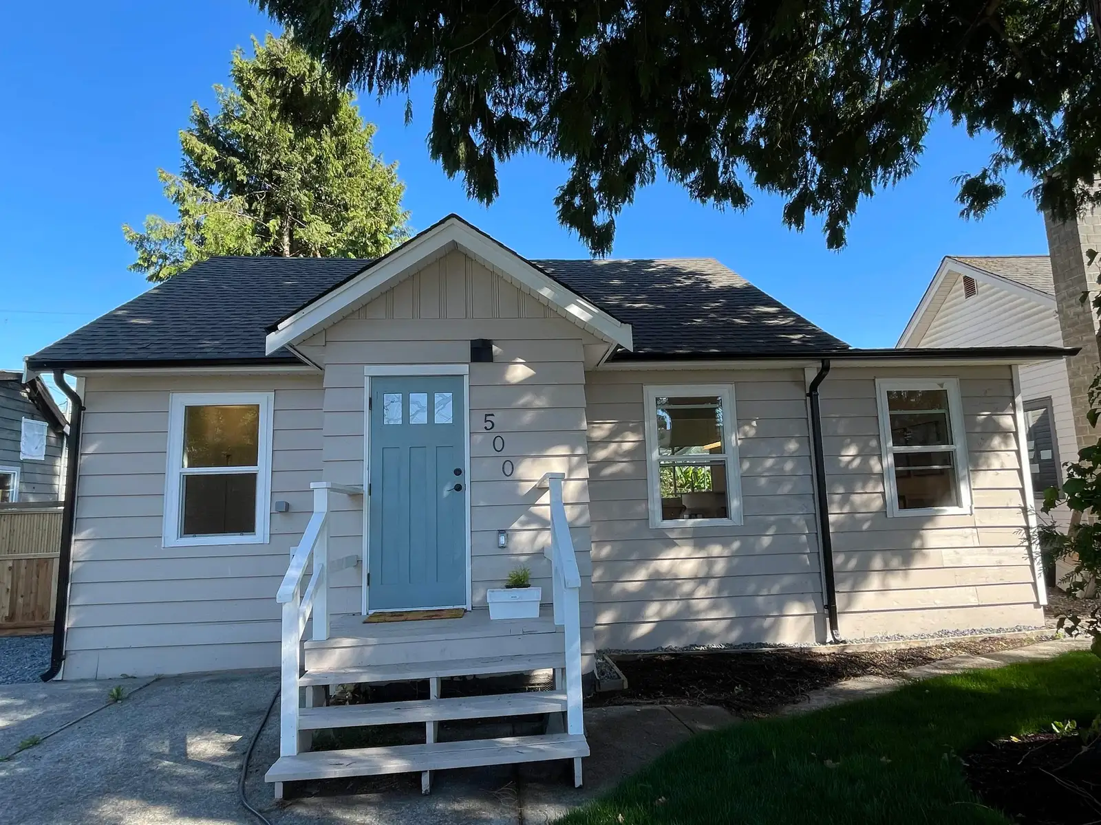 500 DOUGLAS CRESCENT, Richmond BC V7B 1E5