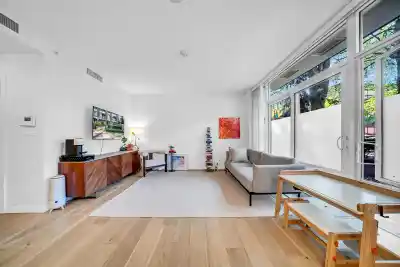 2021 W 10TH AVENUE, Vancouver BC V6J 0H1