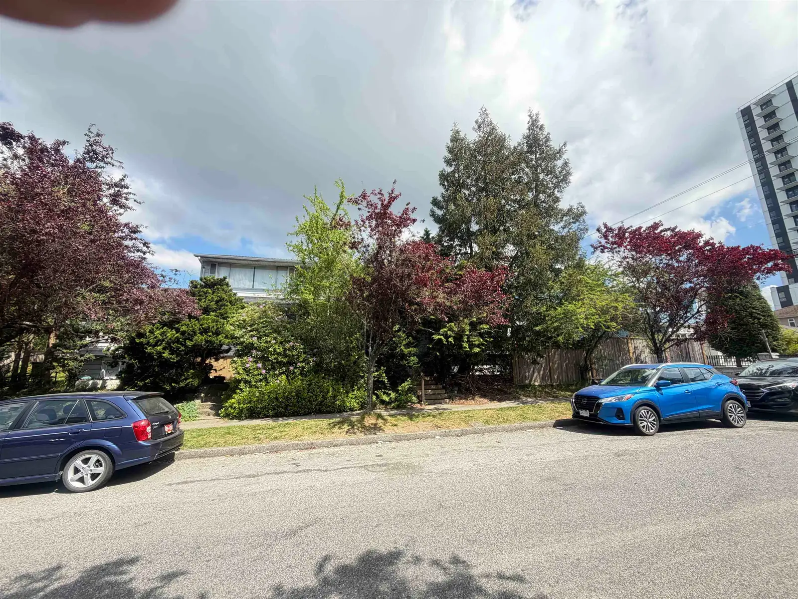 495 W 39TH AVENUE, Vancouver BC V5Y 2P8