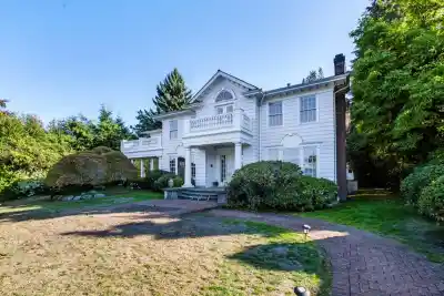 1330 MINTO CRESCENT, Vancouver BC V6H 2J5
