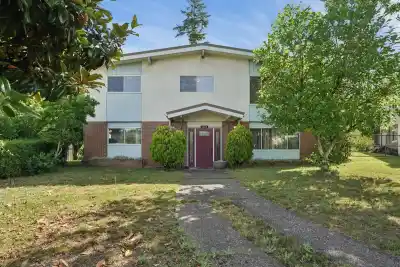 1469 E 17TH AVENUE, Vancouver BC V5N 2G8