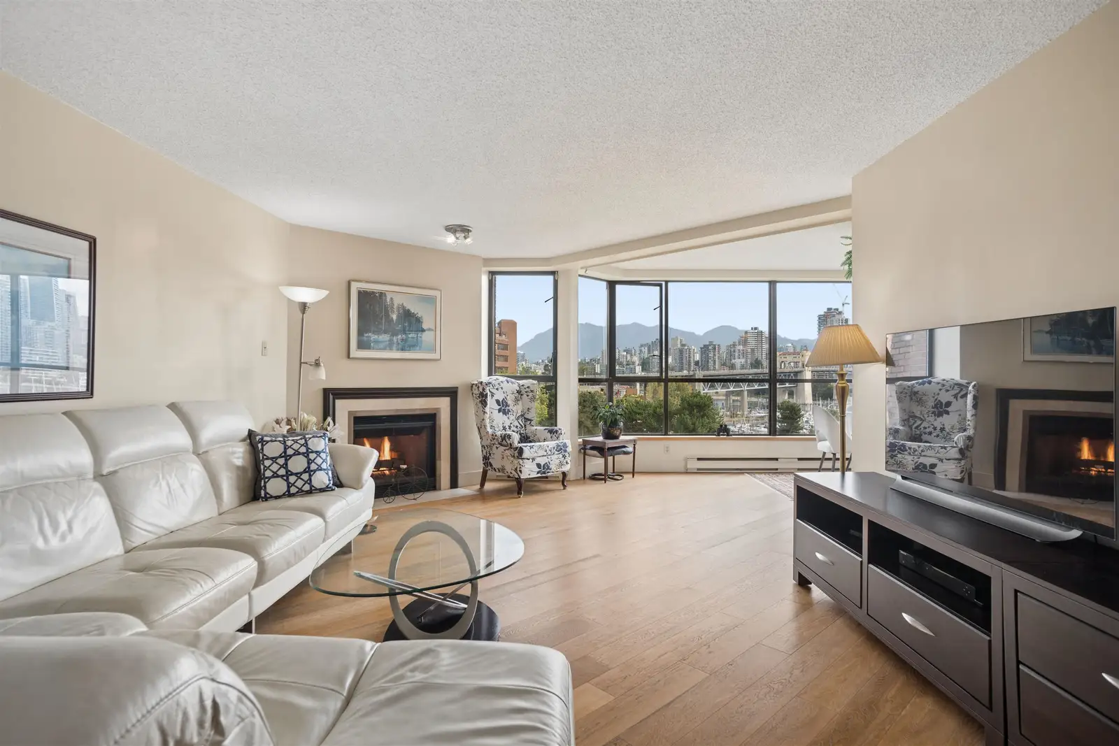 602 1490 PENNYFARTHING DRIVE, Vancouver BC V6J 4Z3