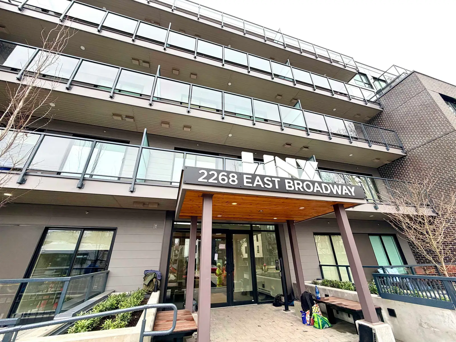 105 2268 E BROADWAY STREET, Vancouver BC V5N 0L2