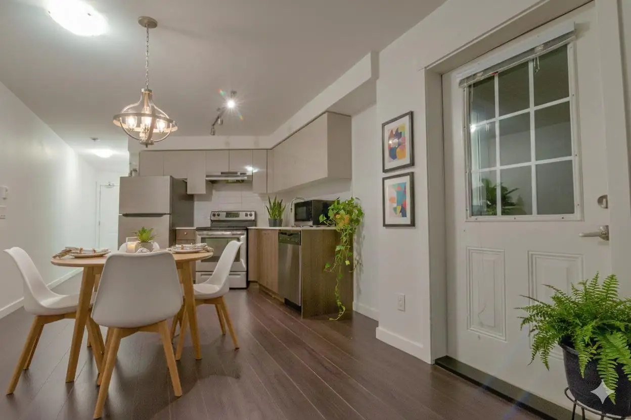 116 10688 140 STREET, Surrey BC V3T 0M6