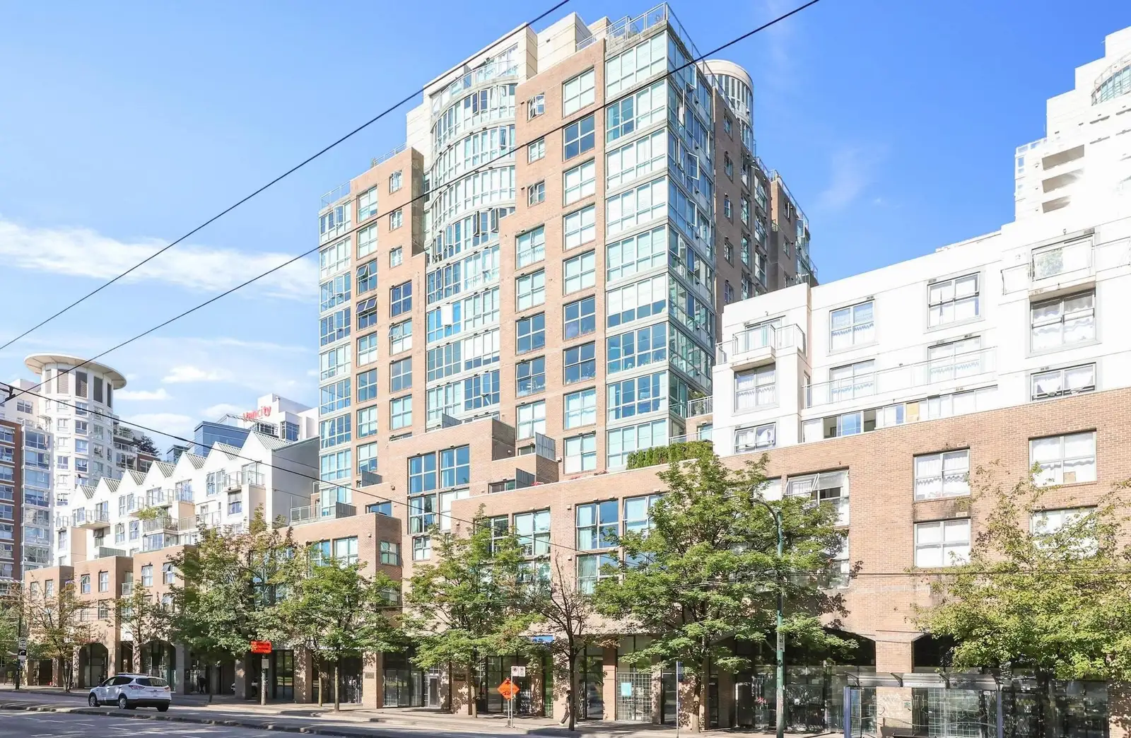 504 1159 MAIN STREET, Vancouver BC V6A 4B6
