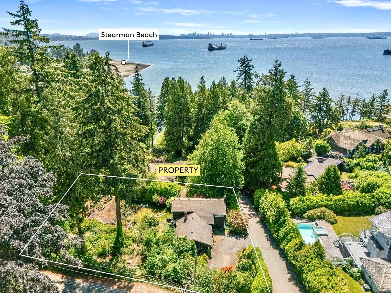 4704 DOGWOOD LANE, West Vancouver BC V7W 1J1