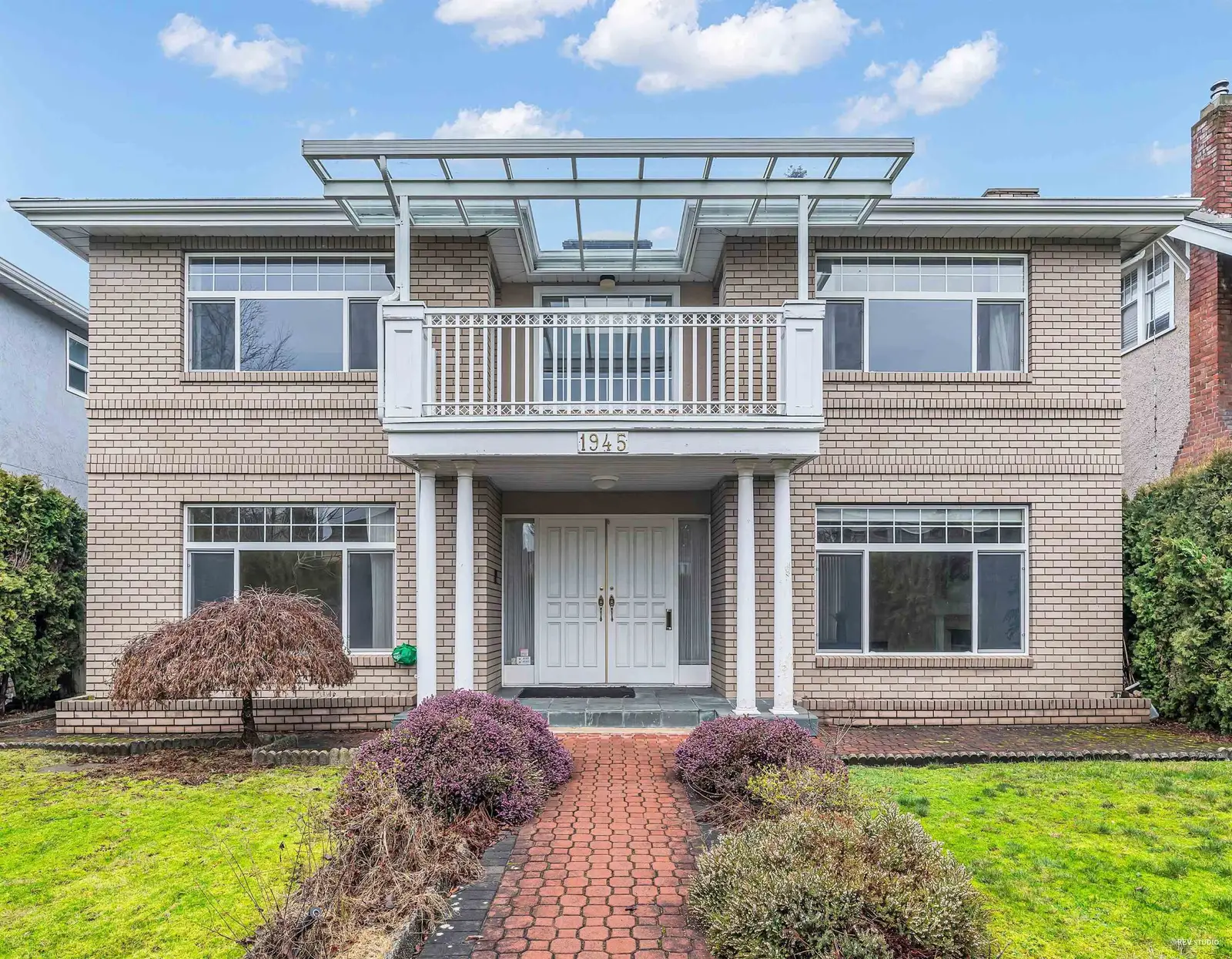 1945 W 44TH AVENUE, Vancouver BC V6M 2E8
