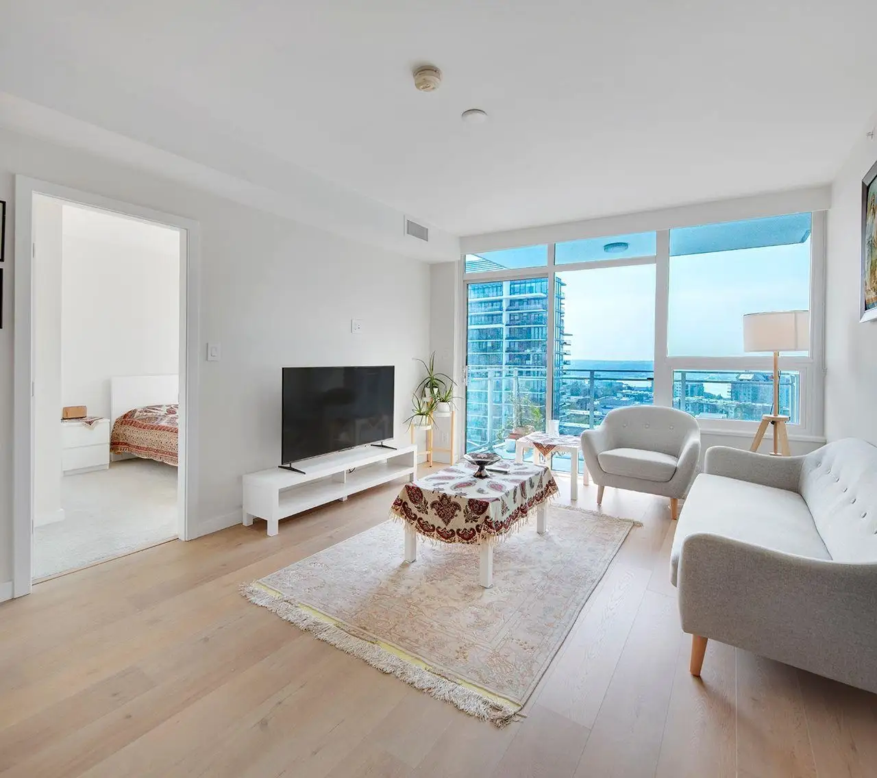 1403 125 E 14TH STREET, North Vancouver BC V7L 0E6