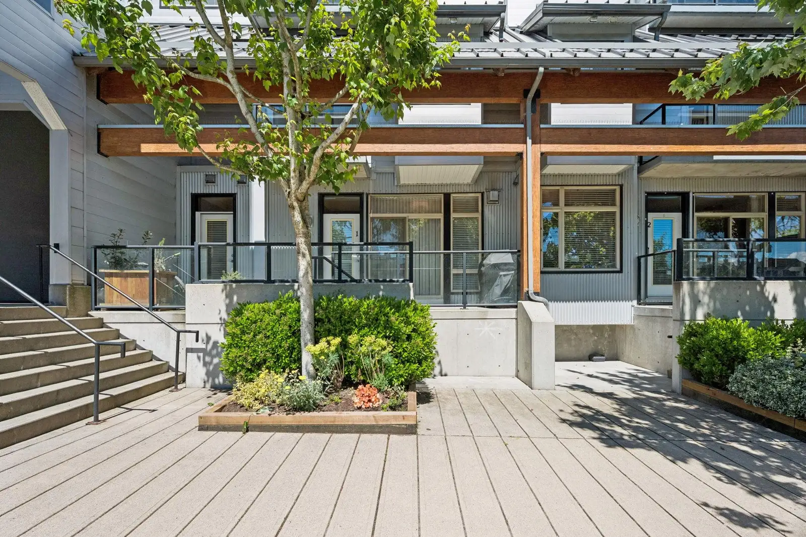 1 6233 LONDON ROAD, Richmond BC V7E 3S3