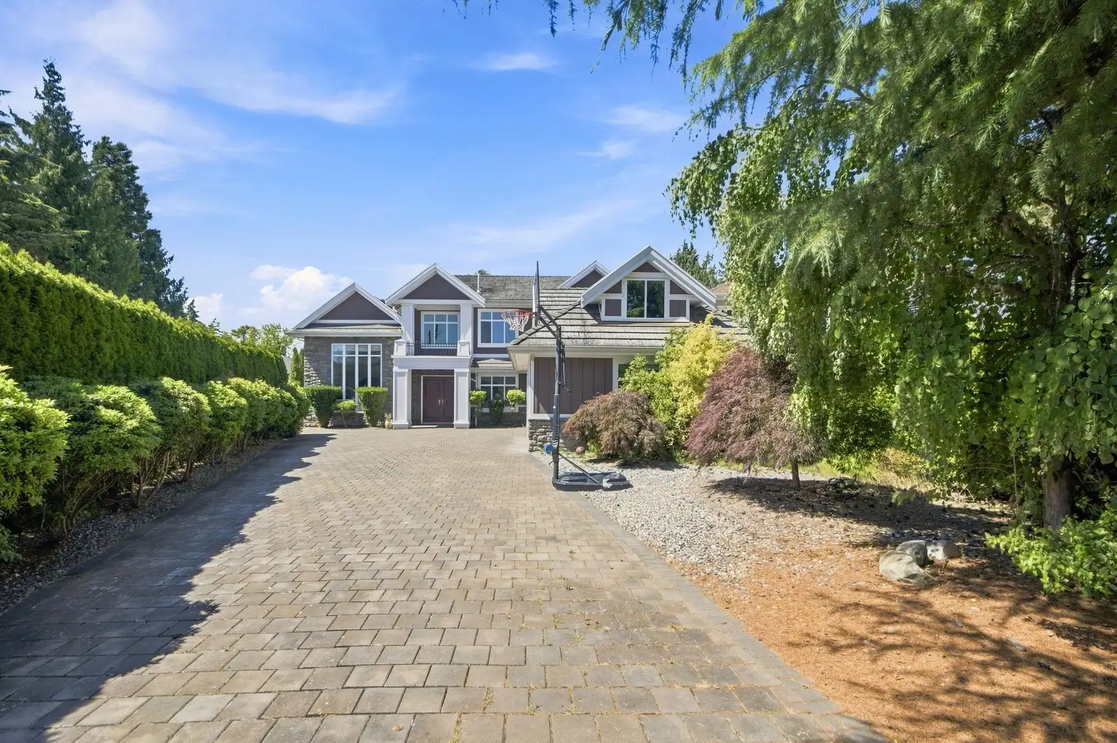 5671 FORSYTH CRESCENT, Richmond BC V7C 2C2