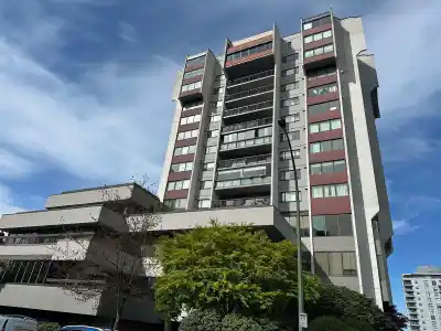 802 1515 EASTERN AVENUE, North Vancouver BC V7L 4R2