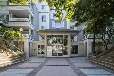 330 8880 JONES ROAD, Richmond BC V6Y 3Z1