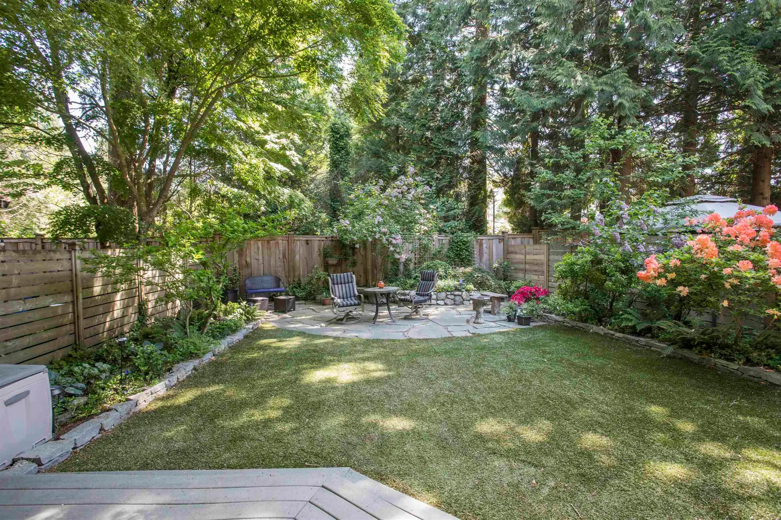 1989 CEDAR VILLAGE CRESCENT, North Vancouver BC V7J 3P5